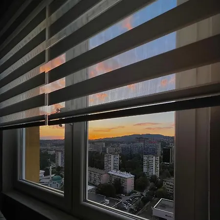 דירה Skyline View From Spacious